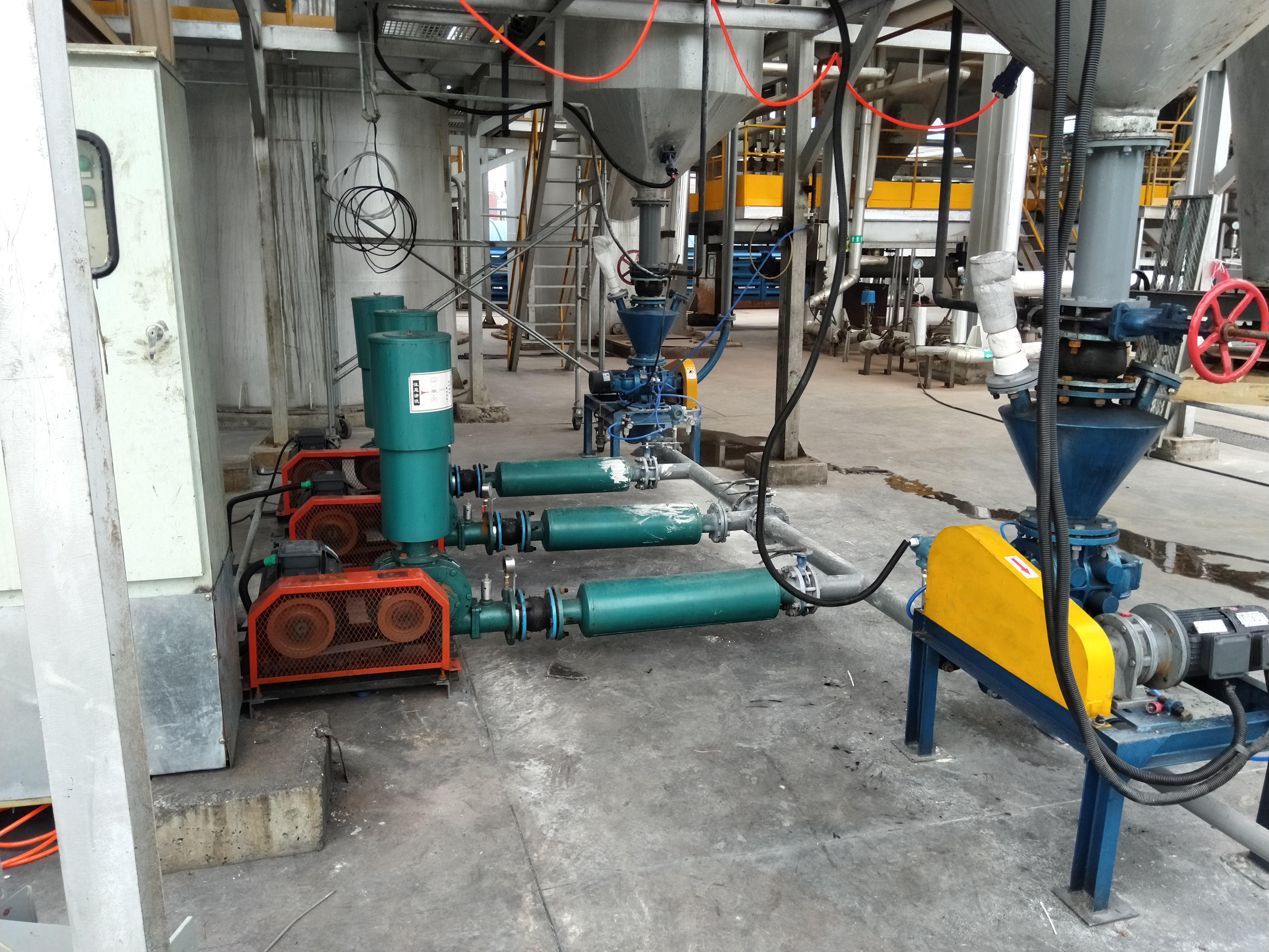 氣力輸送設(shè)備現(xiàn)場(chǎng)